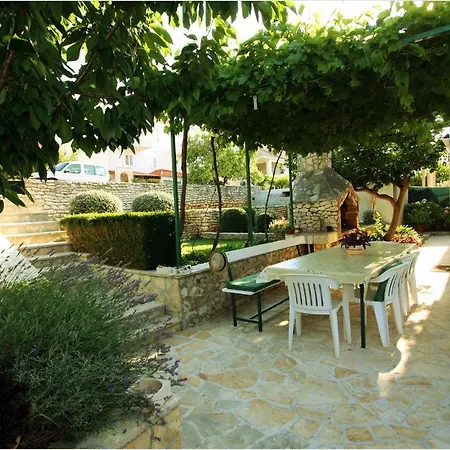 With Parking Space Supetar, Brac - 11147 San Pietro di Brazza