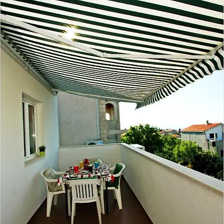 With Parking Space Supetar, Brac - 11147 דירה