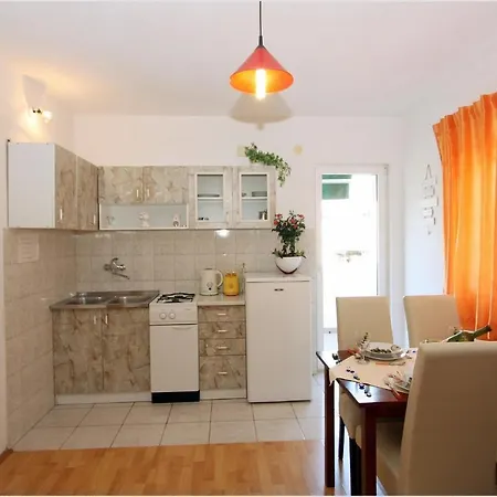 With Parking Space Supetar, Brac - 11147 דירה סופטאר